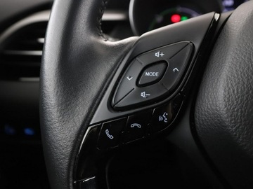 Toyota C-HR I Crossover Facelifting 1.8 Hybrid 122KM 2021 Toyota C-HR HEV kamera klima-auto tempomat hak LED, zdjęcie 30