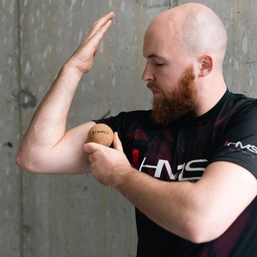 Одинарный МАССАЖЕР ГЛАДКИЙ ЖЕСТКИЙ ПРОБКОВЫЙ ШАР HMS