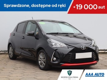 Toyota Yaris III Hatchback 5d Facelifting 2017 1.5 Dual VVT-iE 111KM 2017 Toyota Yaris 1.5 Dual VVT-i, GAZ, Klima