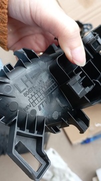 РУЧКА ВНУТРЕННЯЯ KADJAR ПЕРЕДНЯЯ ЗАДНЯЯ 806705402R 806714118R