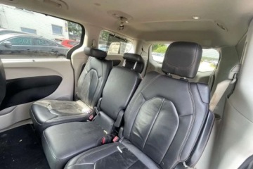 Chrysler Pacifica II 2017 Chrysler Pacifica 2017 Chrysler Pacifica - W POLSCE, po oplatach i akcyzie, zdjęcie 9