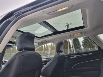 Ford Mondeo V Kombi Facelifting 2.0 Hybrid 187KM 2019 FORD MONDEO 2.0 Hybrid Vignale Panorama Zarejestrowany Bezwypadek, zdjęcie 14