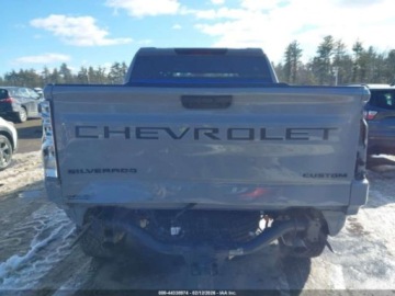 Chevrolet Silverado II 2025 Chevrolet Silverado 1500 Short Bed Custom Trail Boss 2025 5.3 Benzyna, zdjęcie 4