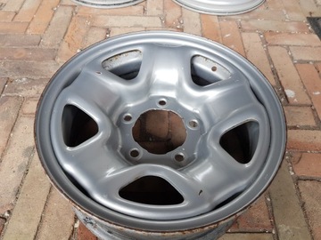 DISK OCELOVÝ SUZUKI OE 6.5" X 15" 5X139.7