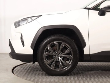 Toyota RAV4 V SUV 2.5 Hybrid Dynamic Force 218KM 2022 Toyota RAV 4 2.5 Hybrid, Salon Polska, zdjęcie 14