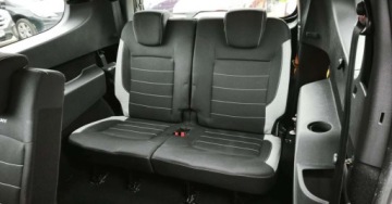 Dacia Lodgy Minivan Facelifting 1.6 SCe 102KM 2019 Dacia Lodgy Dacia Lodgy SCe 100 Stepway 1.6 Benzyna 102KM, zdjęcie 26