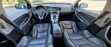 Volvo V60 I Kombi Facelifting 2.0 D4 DRIVE-E 181KM 2014 Volvo V60 Volvo V60 D4 Geartronic Ocean Race 2.0 Diesel 181KM, zdjęcie 7