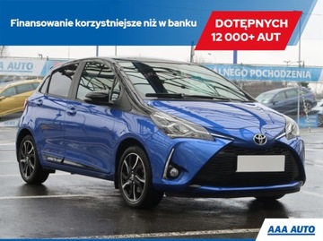 Toyota Yaris 1.5 Dual VVT-i, Salon Polska