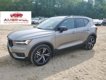 Volvo XC40 2022