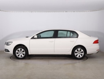 Skoda Superb II Sedan Facelifting 1.4 TSI 125KM 2014 Skoda Superb 1.4 TSI, Salon Polska, Xenon, Klima, zdjęcie 2