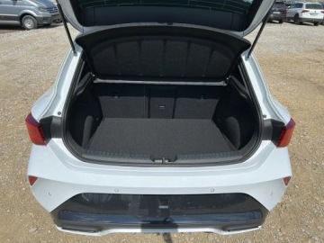 Cupra Leon II Hatchback Facelifting 1.5 eTSI MHEV 150KM 2026 Cupra Leon 1.5 eTSI 150 KM DSG, zdjęcie 31