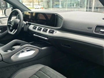 Mercedes GLE V167 SUV Facelifting 2.0 300d 269KM 2025 MERCEDES-BENZ GLE 300 d 4-Matic AMG Line 2.0 (269KM) 2025, zdjęcie 12
