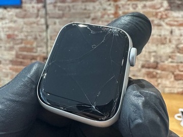 Замена устройства iPhone XS в авторизованном сервисе Apple