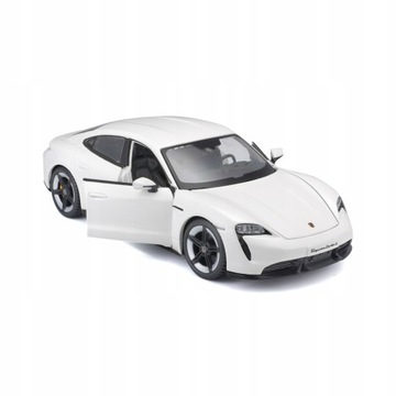 Porsche Taycan Turbo S белый 1:24 Bburago 18-21098