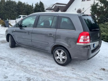 Opel Zafira B 1.8 ECOTEC 140KM 2012 Opel Zafira LiFt 1.8 140KM 7-osobowa TOP Nawigacja Xeonony Alu Sprawdz, zdjęcie 28