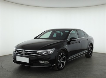 Volkswagen Passat B8 Limousine Facelifting 2.0 TSI 190KM 2021 VW Passat 2.0 TSI, Salon Polska, 1. Właściciel, zdjęcie 1