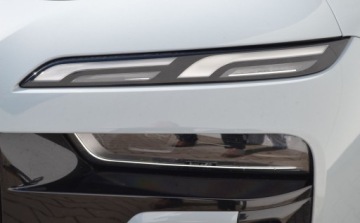 BMW Seria 7 G70 Sedan Plug-In 3.0 M60e 571KM 2023 BMW Seria 7 Dealer BMW Bonkowscy Gorzow Wlkp. 3.0 Hybryda Plug-in 571KM, zdjęcie 6