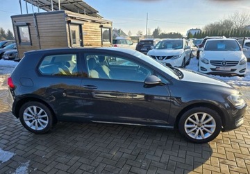 Volkswagen Golf VII Hatchback 3d 1.2 TSI 85KM 2014 Volkswagen Golf 1,2 TSI 86 KM GWARANCJA Zamiana Zarejestrowany 1.2 Benzyna, zdjęcie 2