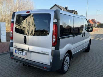 Opel Vivaro A 2011 Opel Vivaro Zarejestrowany Klima 2.0 DCI 9-osobowy, zdjęcie 5