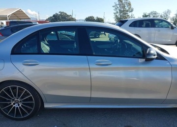 Mercedes Klasa C W205 Limuzyna 300 245KM 2018 Mercedes-Benz Klasa C 2018r., C 300, 2L, od ubezpieczalni 2.0 Benzyna 244KM, zdjęcie 6