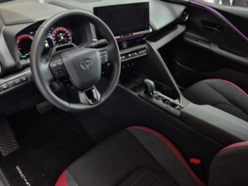 Toyota C-HR II SUV Plug-In 2.0 Hybrid Dynamic Force Plug-in  223KM 2026 Od ręki - Tokyo Edition 2.0 PHEV Dynamic Force 223KM | Dach panoramiczny!, zdjęcie 3