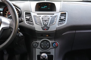 Ford Fiesta VII Hatchback 3d Facelifting 1.25 60KM 2016 Ford Fiesta 1.25, Salon Polska, Klima, zdjęcie 11