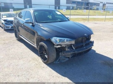 BMW X6 F16 2015 BMW X6 2015 BMW X6 XDRIVE35I Benzyna 300KM, zdjęcie 6