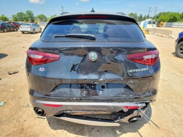 Alfa Romeo Stelvio SUV Facelifting 2.0 Turbo 280KM 2023 Alfa Romeo Stelvio Ti 2023 2.0 Benzyna 280KM, zdjęcie 2