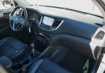 Hyundai Tucson III SUV 1.6 GDI 132KM 2016 Hyundai Tucson Hyundai Tucson 1.6 GDi 2WD Select 1.6 Benzyna 132KM, zdjęcie 22