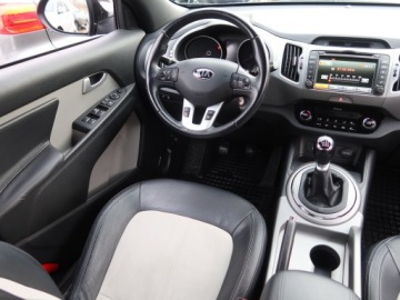 Kia Sportage III SUV Facelifting 1.6 GDI 135KM 2015 Kia Sportage 1.6 GDI, Salon Polska, Serwis ASO, zdjęcie 6