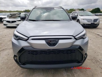 Toyota Corolla Cross 2.0 Hybrid Dynamic Force 197KM 2024 Toyota Corolla Cross 2024 r., 2,0L XSE 4x4 HYBRID 2.0 Hybryda 196KM, zdjęcie 4