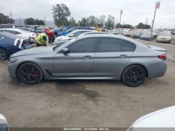 BMW Seria 5 G90-91 2023 BMW Seria 5 2023r., 2.0L 2.0 Benzyna 248KM, zdjęcie 5