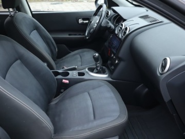 Nissan Qashqai I Crossover 2.0 140KM 2010 Nissan Qashqai+2 2.0 i, GAZ, 7 miejsc, Klima, zdjęcie 8