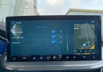 Ford Focus IV Kombi Facelifting 1.0 EcoBoost 125KM 2024 Ford Focus 1.0 EcoBoost Hyb 125KM TitaniumX Pakiet Winter SalonPL FV23 Gwa, zdjęcie 30