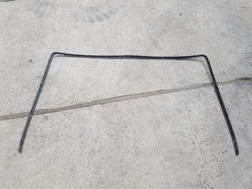Ramka szyby tył komplet BMW E34