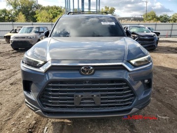 Toyota 2024 Toyota Grand Highlander 2024 r., 2,4L XLE 2.4 Benzyna 262KM, zdjęcie 1