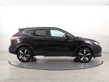 Nissan Qashqai II Crossover 1.6 dCi 130KM 2017 Nissan Qashqai 1.6 dCi, Automat, Skóra, Navi, zdjęcie 5