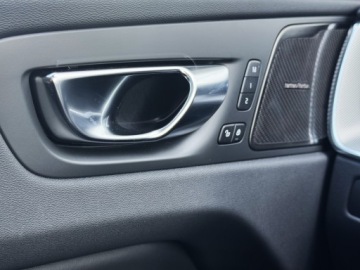 Volvo XC60 II Crossover Plug-In Facelifting 2.0 T6 350KM 2024 Volvo XC 60 Volvo XC 60 | Plug-In Hybrid | AWD | P, zdjęcie 33