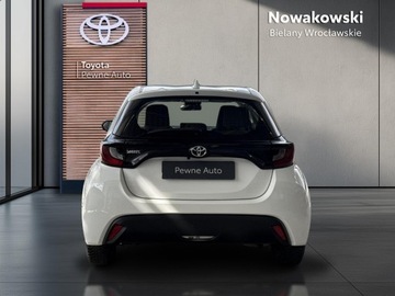 Toyota Yaris IV Hatchback 1.0 VVT-i 72KM 2022 Toyota Yaris 1.0 Comfort IV (2020-) 1.0 Comfort, zdjęcie 4
