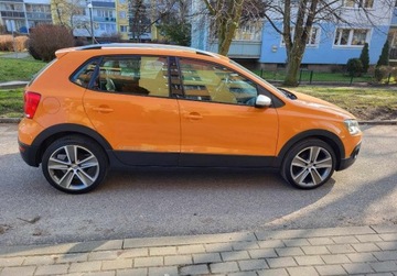 Volkswagen Polo V Hatchback 5d 1.2 70KM 2011 Volkswagen Polo Volkswagen Cross Polo 1,2 benz..., zdjęcie 1