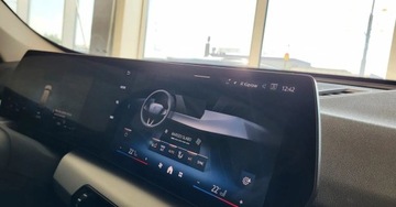 BMW X1 U11 Crossover 1.5 18i 136KM 2023 BMW X1 nowy model, skora perforowana 1.5 Benzyna 136KM, zdjęcie 3