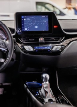 Toyota C-HR I Crossover Facelifting 2.0 Hybrid Dynamic Force 184KM 2023 Toyota C-HR 2.0 Hybrid GR Sport 2.0 Hybryda 184KM, zdjęcie 25