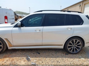 BMW X7 2020 BMW X7 M50I 2020 4.4l 4.4 Benzyna 523KM, zdjęcie 2