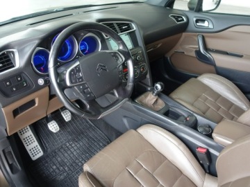 DS 4 I Hatchback (Citroen) 2.0 HDi 163KM 2012 Citroen DS4 2.0 HDi 163KM/Beżowe, zdjęcie 12