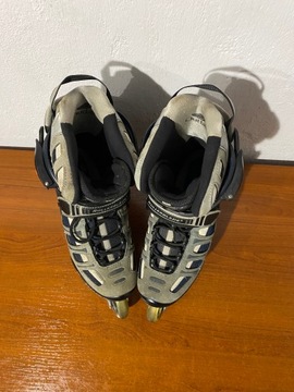 Размер Rollerblade Core XTV W. 40 рулонов диаметром 25,5 см