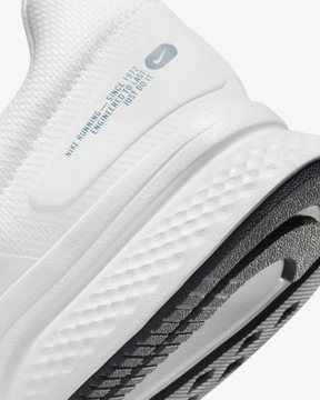 Nowe Białe Buty sportowe Nike Run Swift 2 r. 45