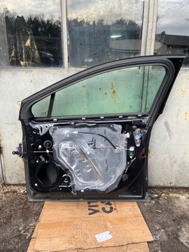 353 OPEL ASTRA K V HB DVEŘE PŘEDNÍ PRAVÉ Z22C