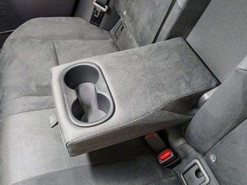 Lexus UX Crossover Facelifting 2.0 300h 199KM 2025 Od ręki - 300h Business 2.0 Hybrid Dynamic Force 199KM | Podgrzewane fotele, zdjęcie 16