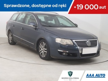 Volkswagen Passat B6 Variant 2.0 TDI PD-DPF 140KM 2006 VW Passat 2.0 TDI, HAK, Klima, Klimatronic,ALU