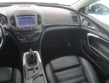 Opel Insignia I Sports Tourer Facelifting 1.6 CDTI Ecotec 136KM 2017 Opel Insignia 1.6 CDTI, Navi, Xenon, Klima, zdjęcie 7